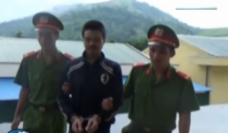 Nam thanh niên say rượu, giở trò đồi bại